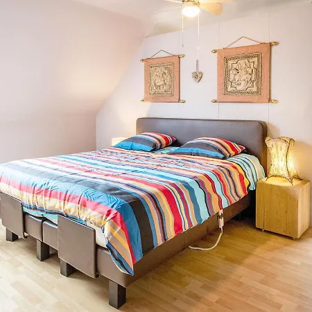 Exotic In With Garden Villa *