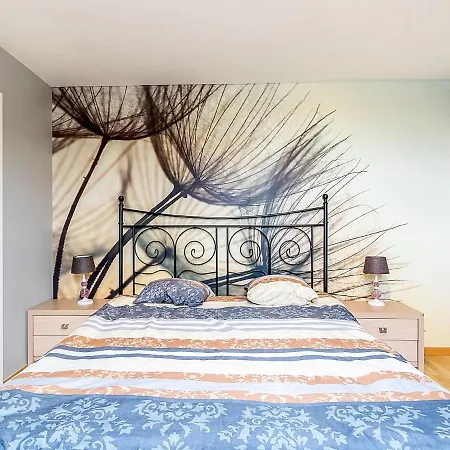 Exotic In With Garden Villa *